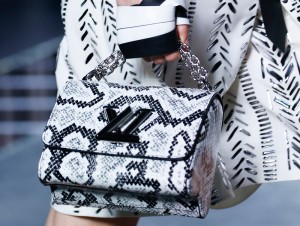 Louis-Vuitton-Spring-2016-Bags-3